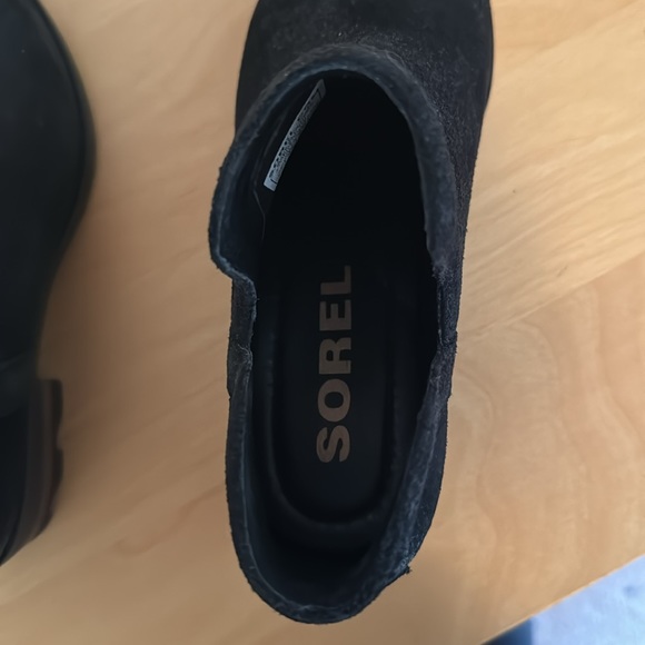 Sorel slip-on booties size 6.5 black - Picture 5 of 5